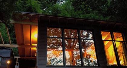 Private Sauna. Fireplace. Pure Nature. Your private retreat!