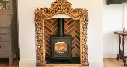 Wilford Retreat | Parking | Wi-Fi | River Trent - Pass the Keys