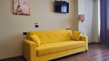 Suite estudio, vistas a la ciudad | Wifi gratis