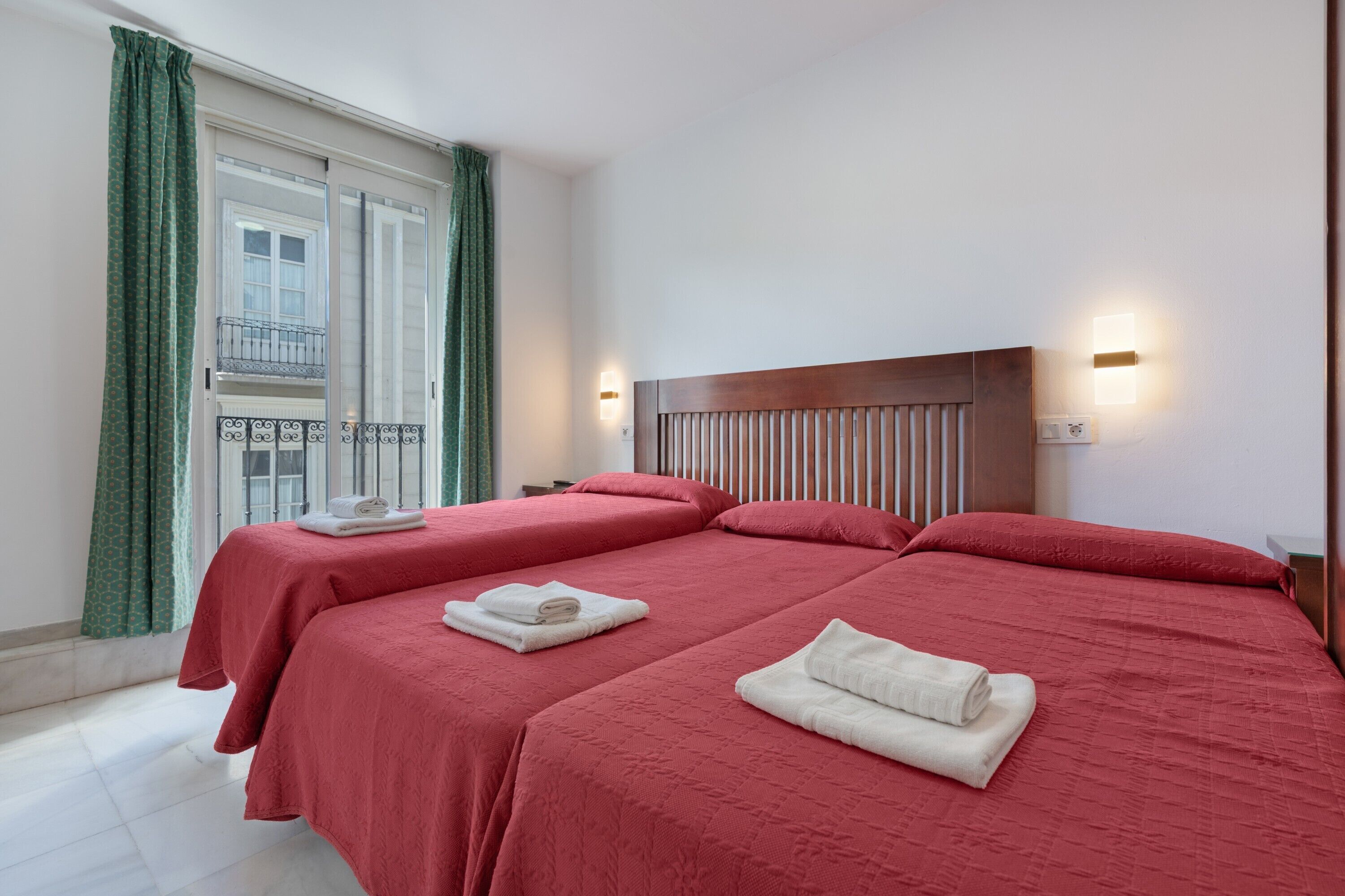 Bügeleisen/Bügelbrett, WLAN, Bettwäsche