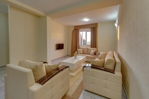 Living area - Apartman ZIS 2 LUX (Opština Bar)