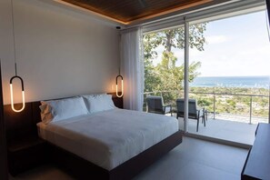 6 bedrooms, travel cot, WiFi, bed sheets - Ocean View + Sunset Terrace | Private Pool (Coco)