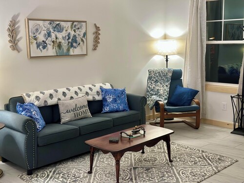 Cozy  newly built 1-bedroom unit 2 Kentucky Bay in charming Smithfield Maine