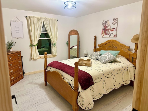 1 chambre, fer et planche à repasser, Wi-Fi, draps fournis