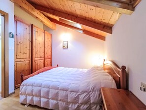 Room - Cesa sot Larsec by Interhome (Canazei)