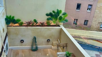 Superior Apartment, Mountain View | Property grounds