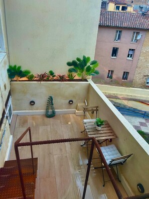 Superior appartement, uitzicht op bergen | Terrein van de accommodatie