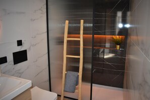 Superior Apartment, 2 Bedrooms | Bathroom - Apartments & boutique meraki (Ontinyent)
