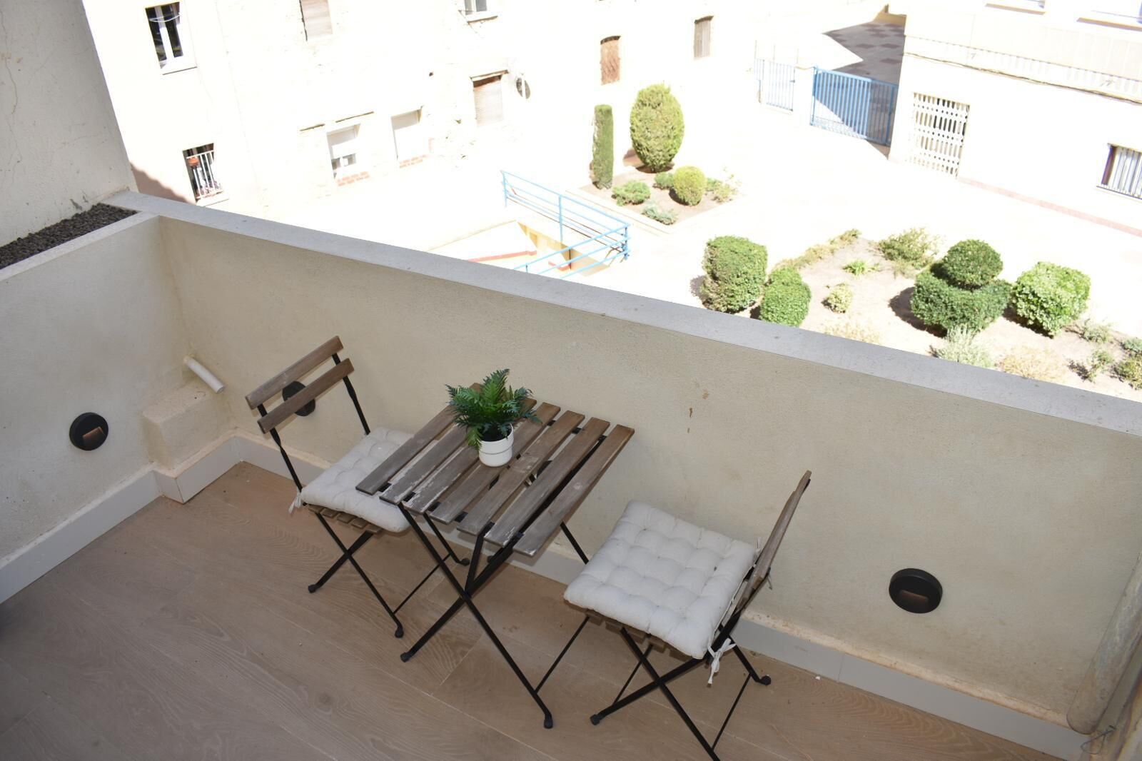 Appartement Supérieur, vue montagne | Restauration extérieure