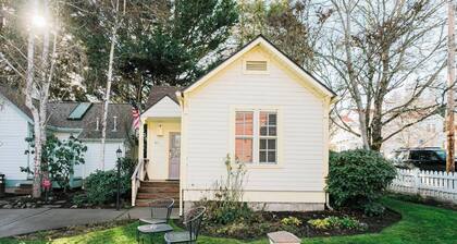 Cottage 9 – Downtown Jacksonville Retreat Steps from Shops & Britt Gardens