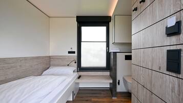 Basic Single Room | Free WiFi