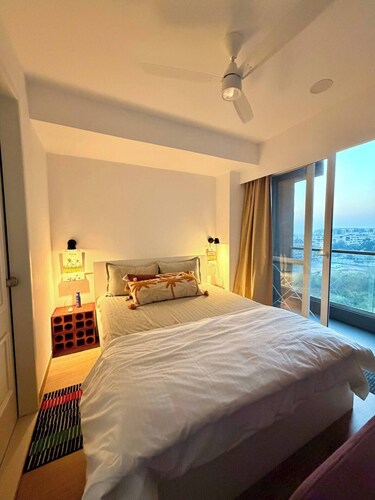 Cozy Studio near Airport/Symbiosis  Work-Friendly