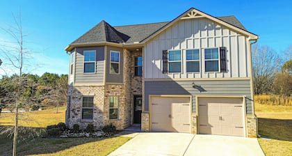 Cozy 1-bedroom apartment in charming McDonough