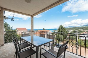 Outdoor dining - Apartman ZIS 3 LUX (Opština Bar)