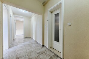 Interior - Apartman ZIS 3 LUX (Opština Bar)