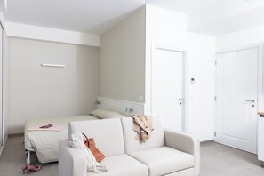 Desk, blackout curtains, iron/ironing board, free WiFi - CIRENE APARTMENTS (Milan)