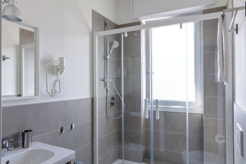 CIRENE APARTMENTS