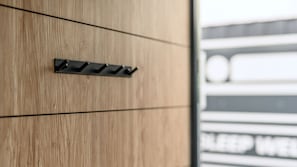 Single Room | Desk, soundproofing, free WiFi - Roatel Bremen GVZ A281 (Bremen)