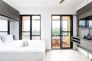 Studio Confort, véranda, vue ville