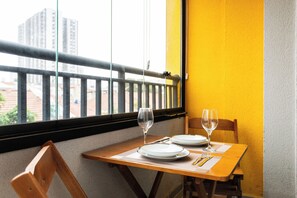 Studio | Dining - KZ Direct Bresser (São Paulo)