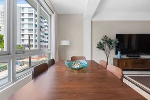 Dining - City Modern 3BR | Patio & Parking (San Juan)