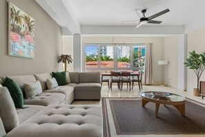 TV, offices - City Modern 3BR | Patio & Parking (San Juan)