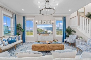 Smart TV, books - Beach View | Hot Tub | Putt Putt | Game Room | Fire Pit | Sleeps 20 (Galveston)