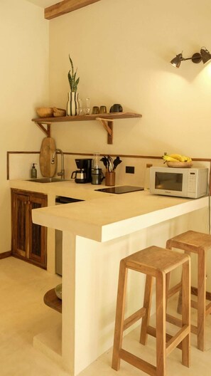 Fridge, microwave, coffee/tea maker, cookware/dishes/utensils - Nukumi Club-only adults stay-Santa Catalina (6) (Santa Catalina)