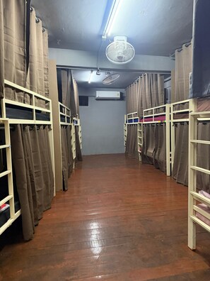 Interior - Y&D Hostel (Krung Thep Maha Nakhon)