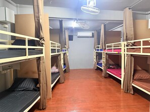 Free WiFi - Y&D Hostel (Krung Thep Maha Nakhon)
