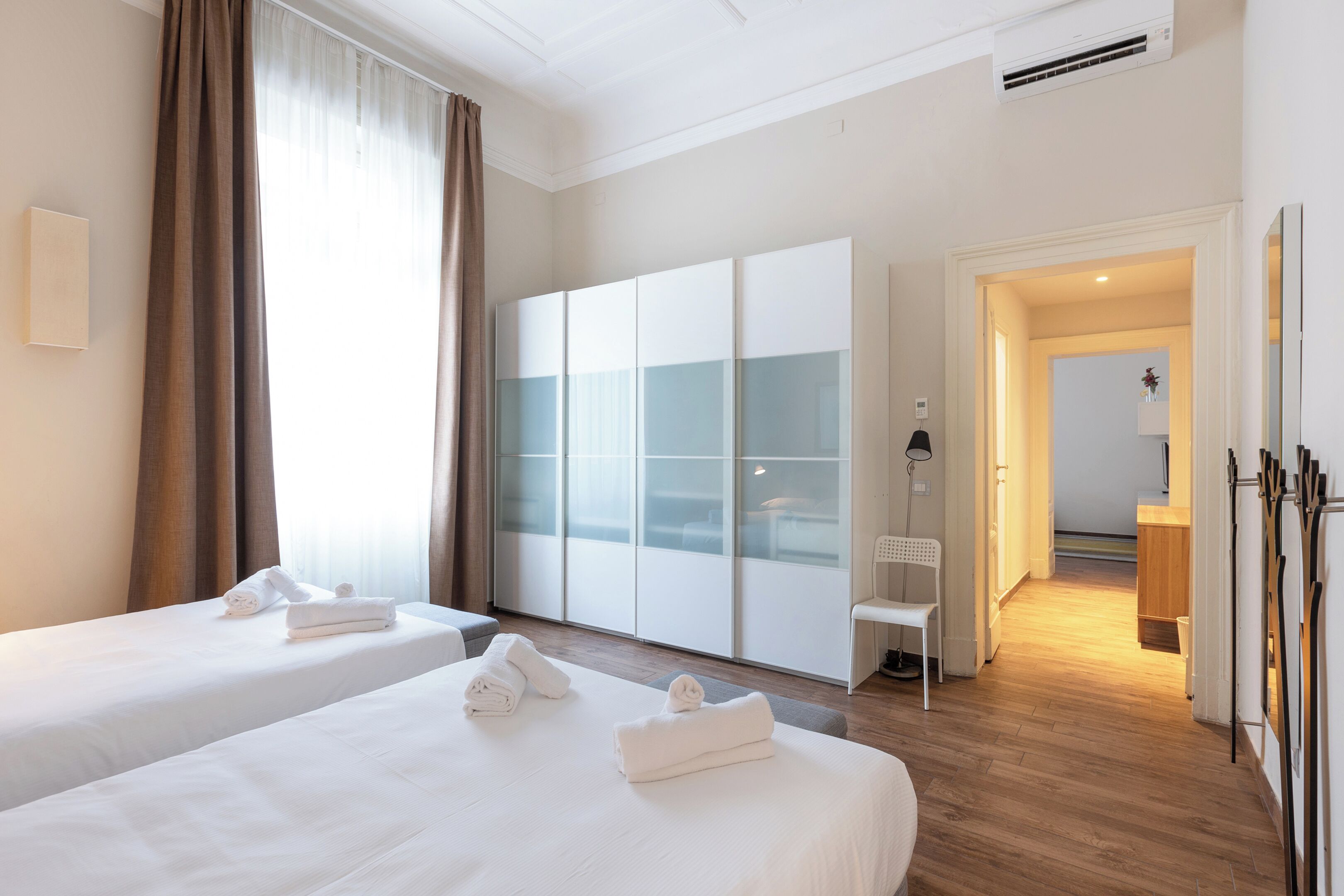 Chambres insonorisées, fer et planche à repasser, Wi-Fi gratuit