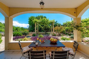 Outdoor dining - Madonna Field Apartment II - Peaceful 1BR for 3 in Lapad (Dubrovnik)