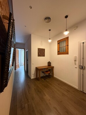 Interior - Bright Central Apartment (Barcelona)