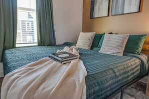 Townhome | Free WiFi