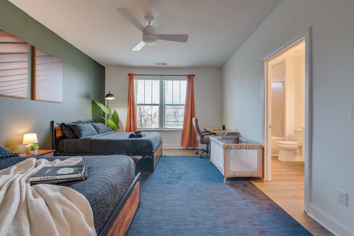 Townhome | Free WiFi