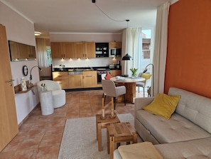Living area - Water situation! Brand new, high quality furnished, approx. 60 sqm, first floor apartment (Krummhörn)