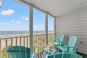 Property grounds - Oceanfront 3BR/2BA- Pelican's Landing 404- Pool (Myrtle Beach)