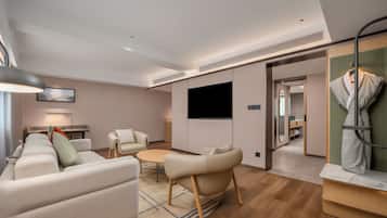 Deluxe Suite, 1 King Bed