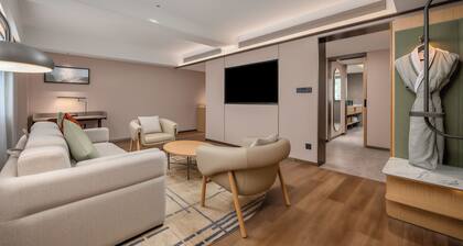 Hilton Garden Inn Shenzhen Luohu Port