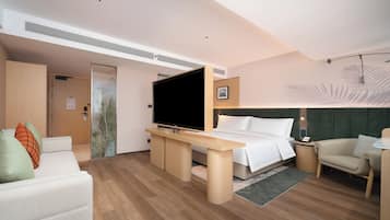 Deluxe Room, 1 King Bed with Sofa bed