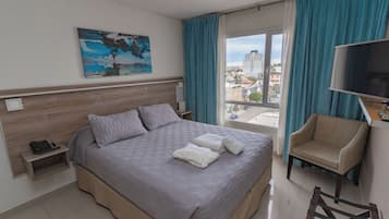 Caja de seguridad en la habitación, cortinas blackout y wifi gratis