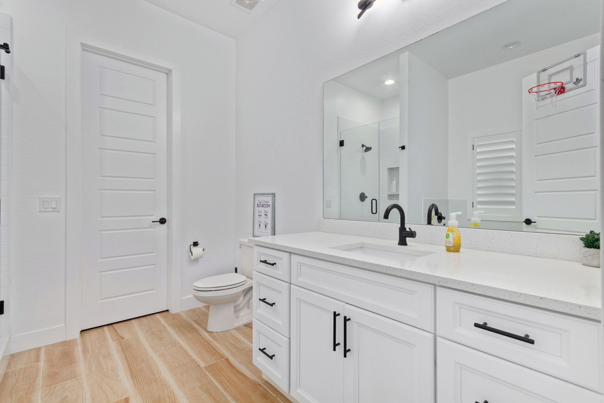 Towels, soap, toilet paper