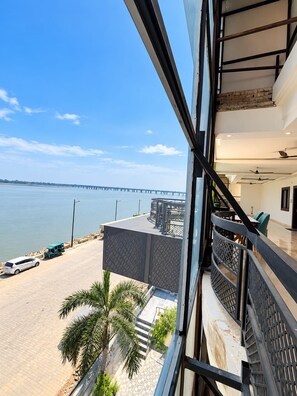 Beach/ocean view - Sapphire The Ganga View  (Prayagraj)