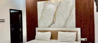 Sapphire The Ganga View 