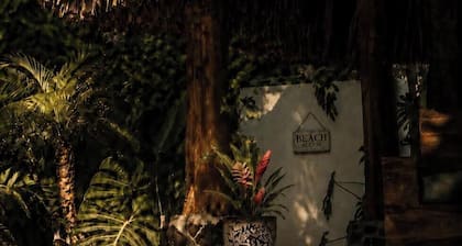 Nukumi Club — Adults-Only Boutique Hotel in Santa Catalina, Panama