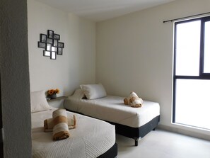 2 bedrooms, iron/ironing board, Internet, bed sheets - Furnished Apartment in Altea Condominiums, Puerto Vallarta, Jalisco. (Puerto Vallarta)