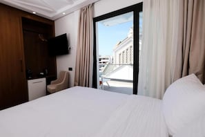 Family Suite, City View | Minibar, in-room safe, iron/ironing board, free cribs/infant beds - chic hotel rabat (Rabat)