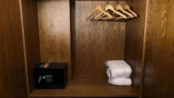 Habitación doble Deluxe, vista a la ciudad | Interior