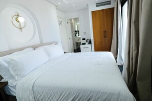 Deluxe Double Room, City View