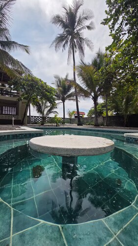 Coconut Ranch | Beachfront